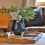 Cafe Schneider Apartment