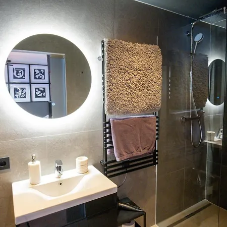 Cafe Schneider Appartement *
