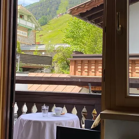 Cafe Schneider アパート