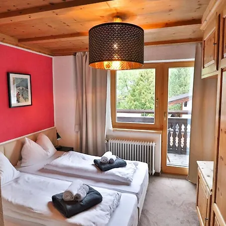 Apartment Cafe Schneider Appartments Sankt Anton am Arlberg