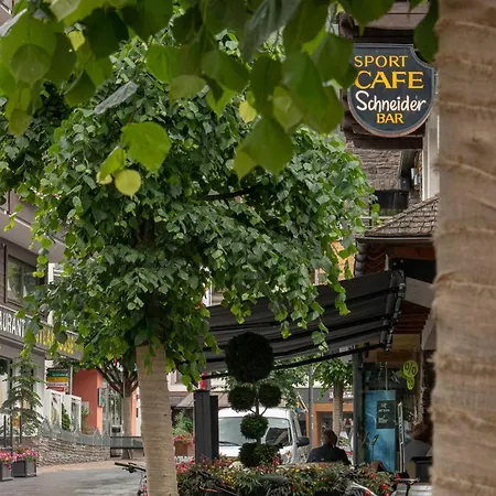 アパート Cafe Schneider *