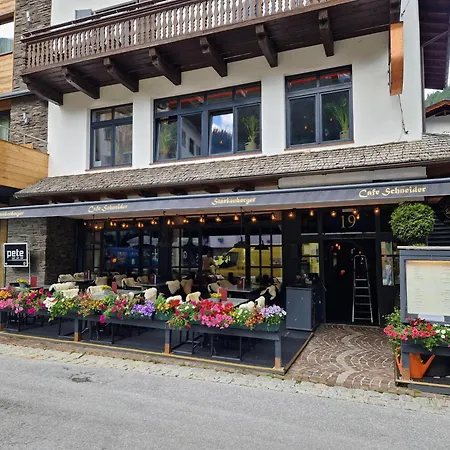 Cafe Schneider サンクト・アントン・アム・アールベルク